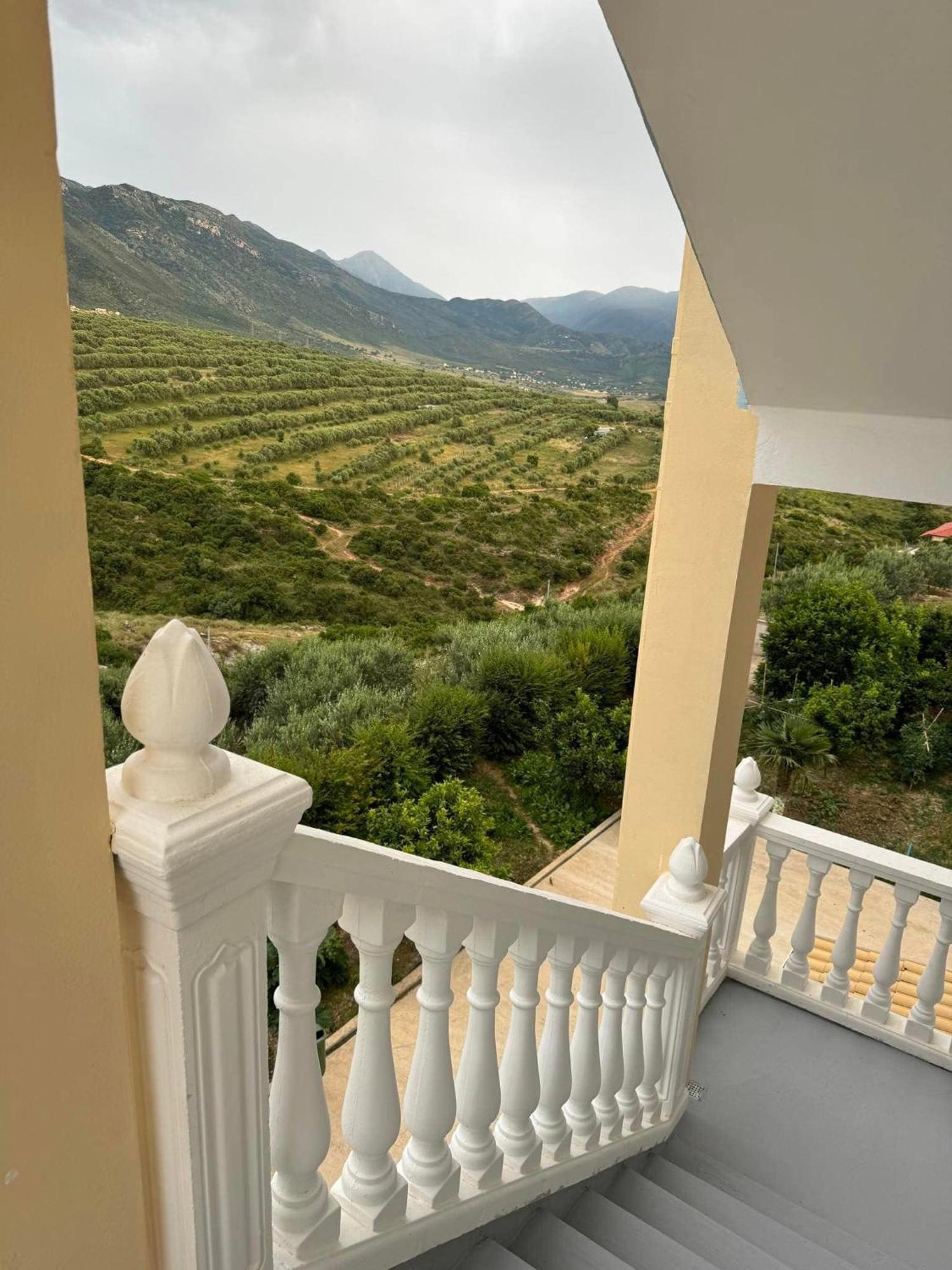 360° View Apartments Vlore Bagian luar foto